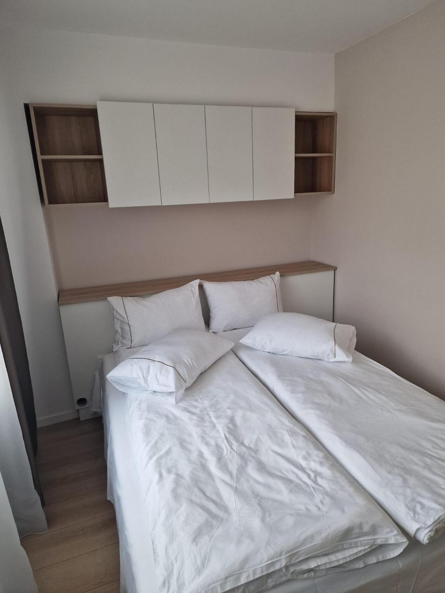 Apartment One By One - By Grand *