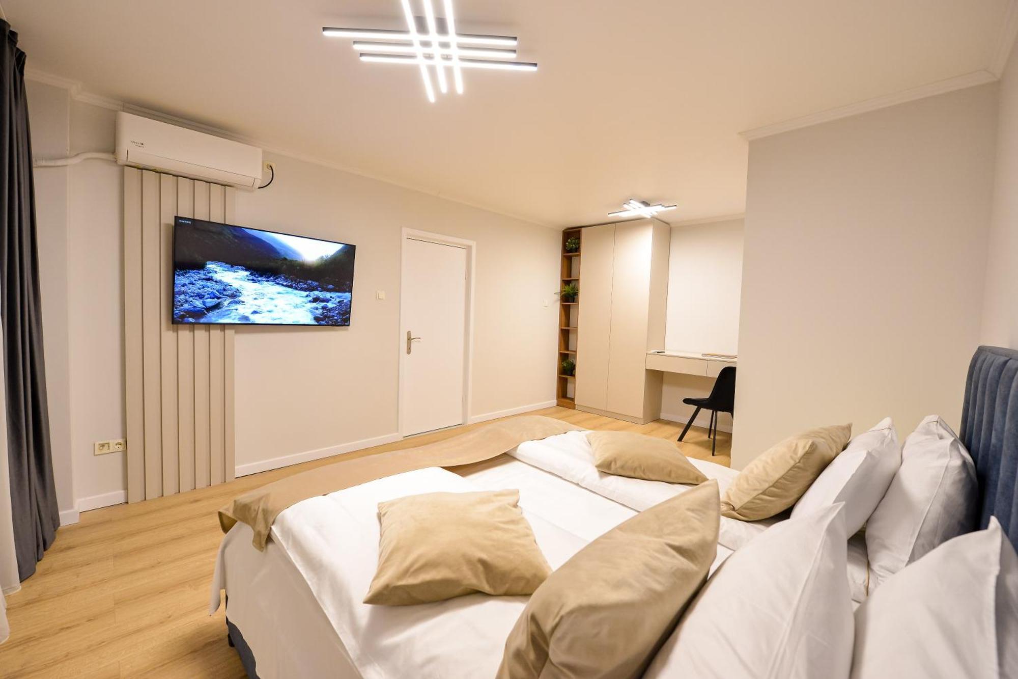 Apartment One By One - By Grand