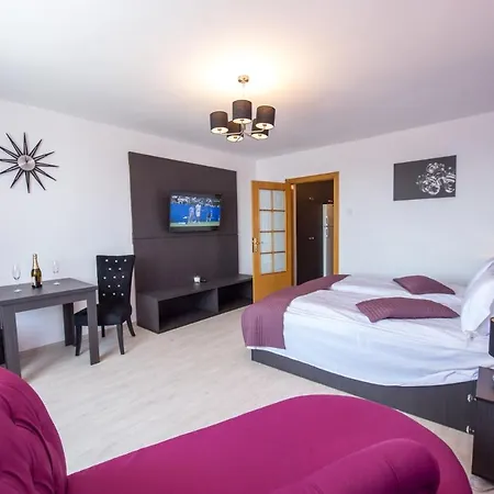 One By One - By Grand Accommodation Bucureşti Exterior foto