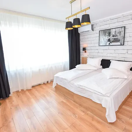 One By One - By Grand Accommodation Bucureşti Exterior foto