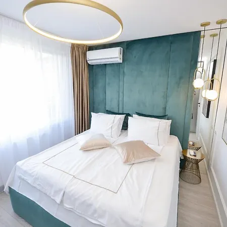 One By One - By Grand Accommodation Bucureşti Exterior foto