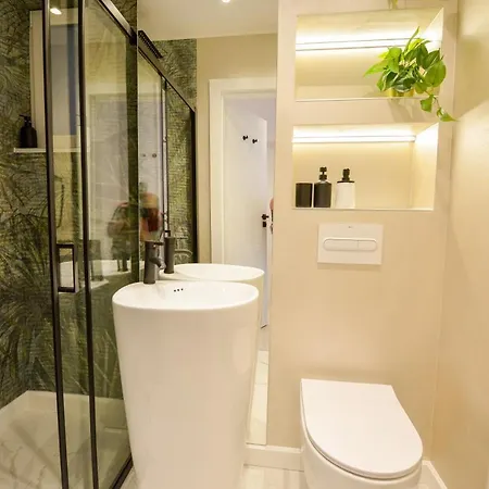 One By One - By Grand Accommodation Bucureşti Exterior foto