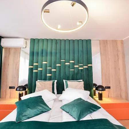 One By One - By Grand Accommodation Bucureşti Exterior foto
