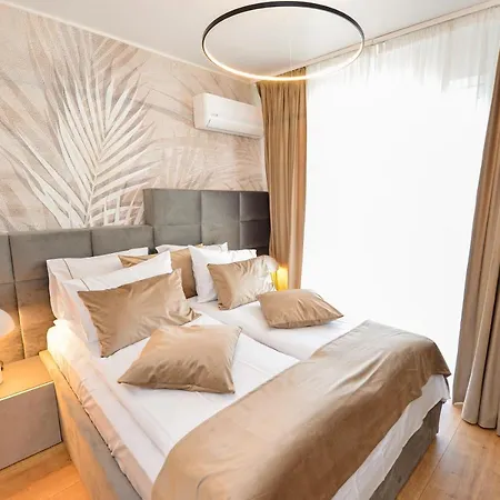 One By One - By Grand Accommodation Bucureşti Exterior foto
