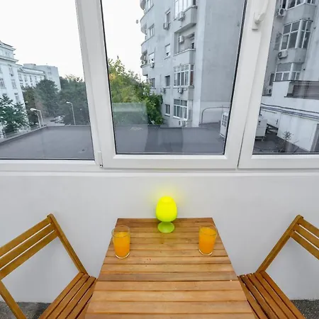 One By One - By Grand Accommodation Bucureşti Exterior foto