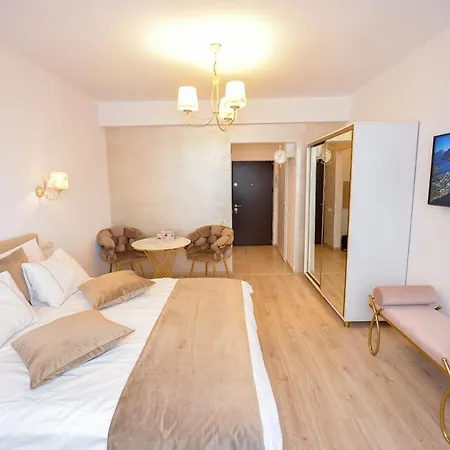 One By One - By Grand Accommodation Bucureşti Exterior foto