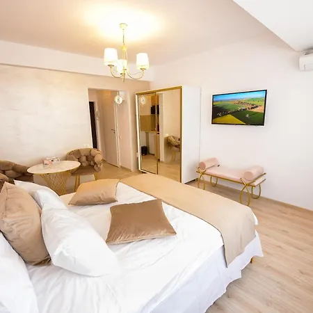 One By One - By Grand Accommodation Bucureşti Exterior foto
