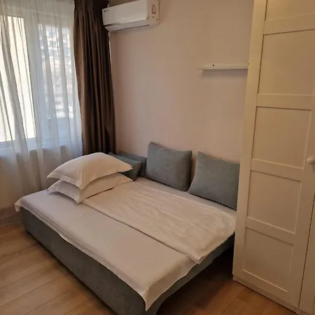 One By One - By Grand Accommodation Bucureşti Cameră foto