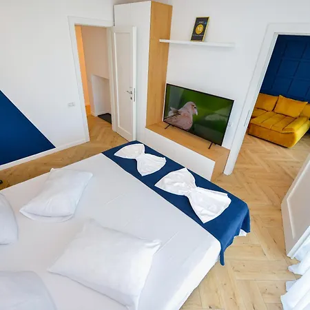 One By One - By Grand Accommodation Bucureşti Cameră foto