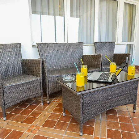 One By One - By Grand Accommodation Bucureşti Cameră foto