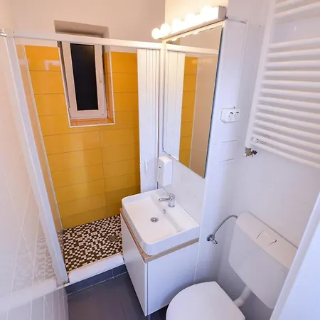 One By One - By Grand Accommodation Bucureşti Cameră foto