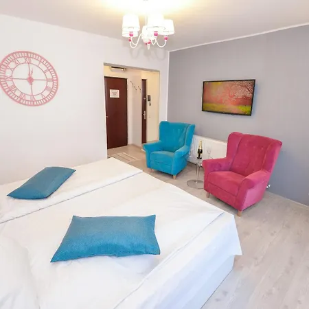 One By One - By Grand Accommodation Bucureşti Cameră foto