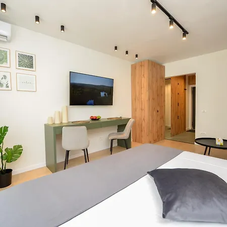 One By One - By Grand Accommodation Bucureşti Cameră foto
