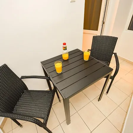 One By One - By Grand Accommodation Bucureşti Cameră foto