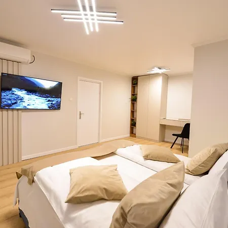 One By One - By Grand Accommodation Bucureşti Cameră foto