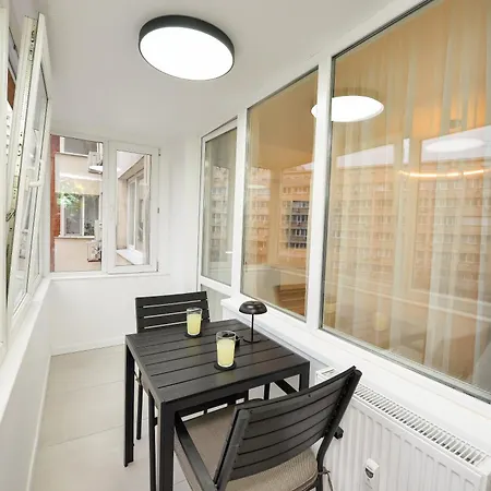 One By One - By Grand Accommodation Bucureşti Cameră foto