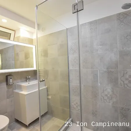 One By One - By Grand Accommodation Bucureşti Exterior foto