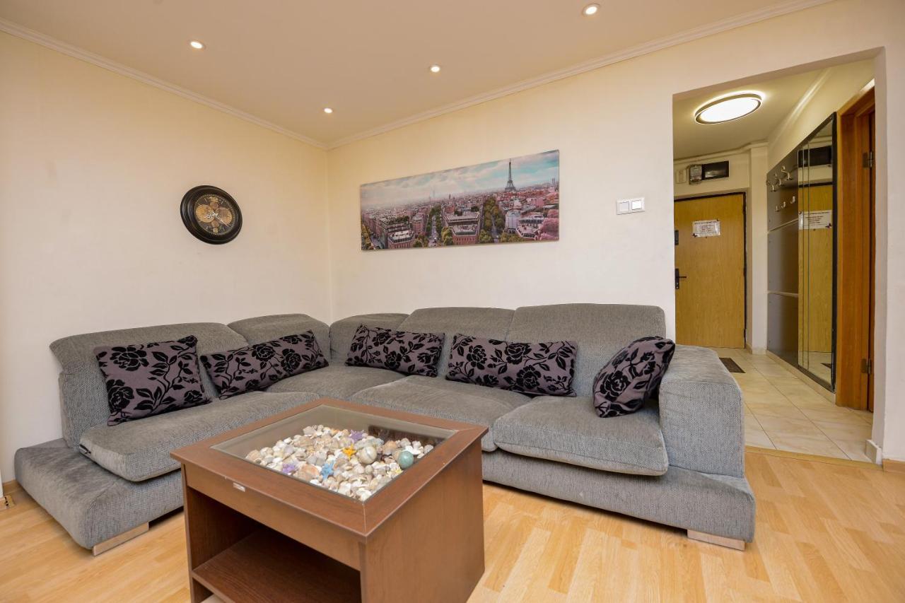 Apartament One By One - By Grand *