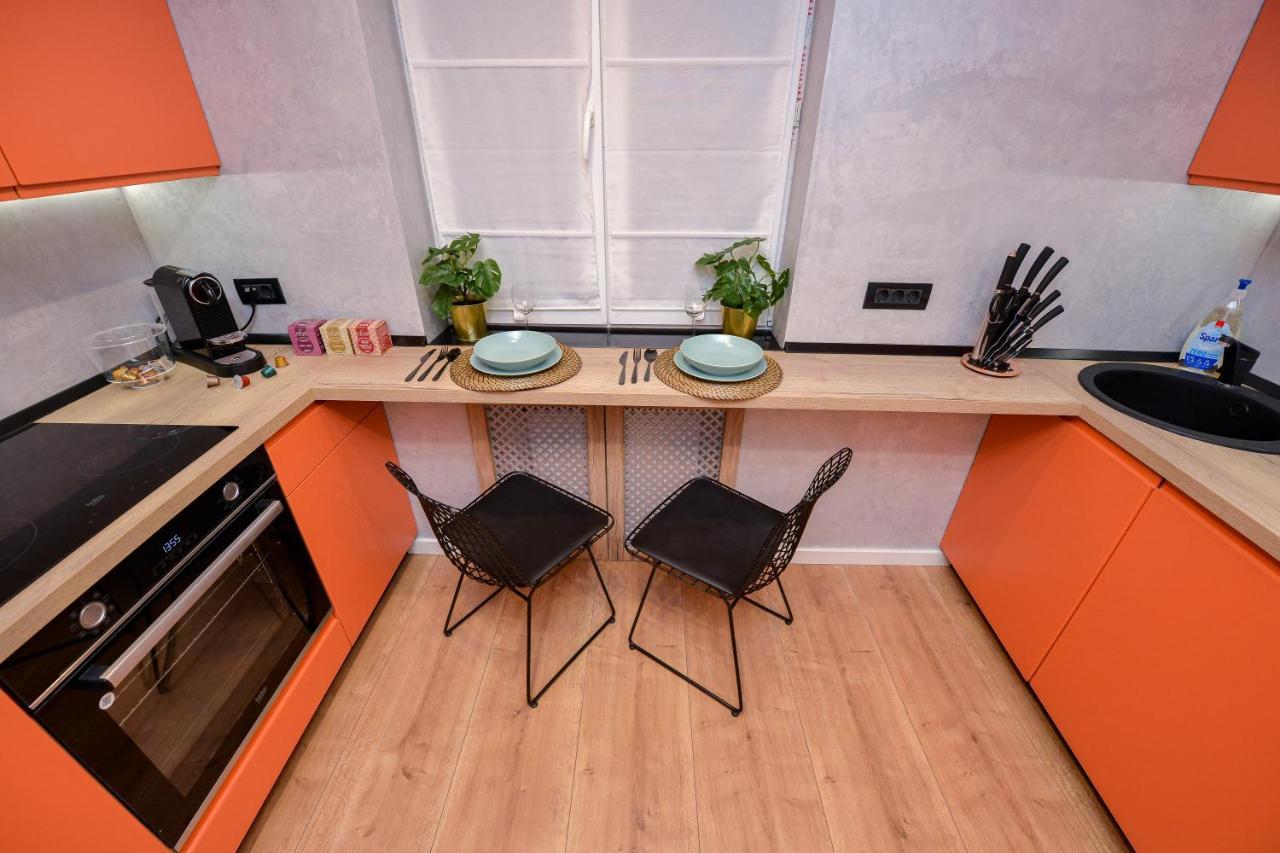 One By One - By Grand Apartament *