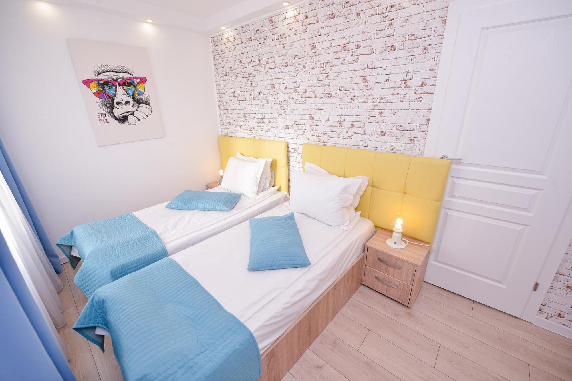 One By One - By Grand Apartment *