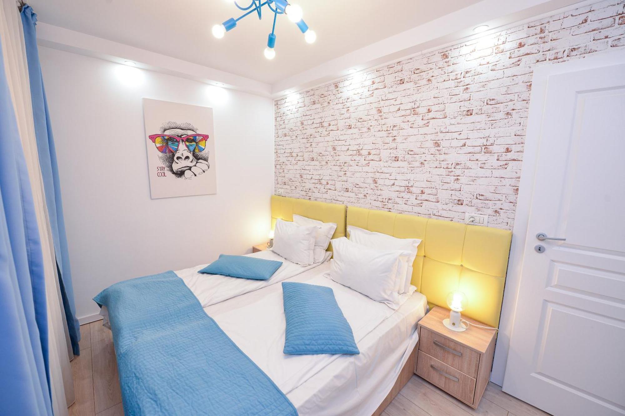One By One - By Grand Apartment *