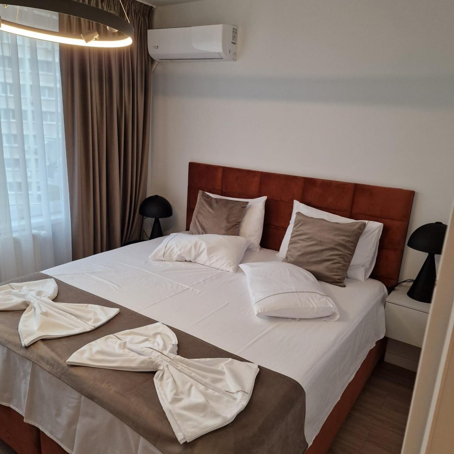One By One - By Grand Apartament