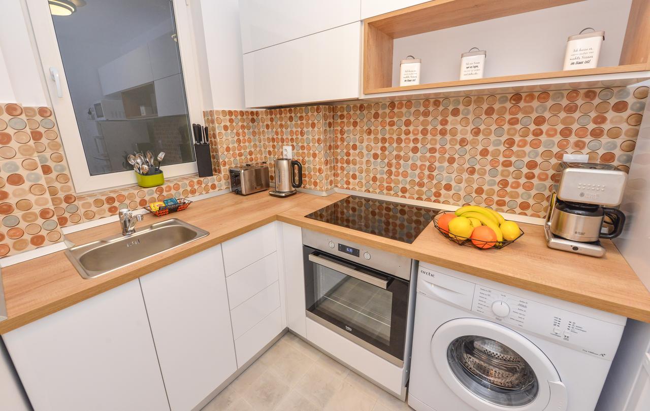 One By One - By Grand Apartament *